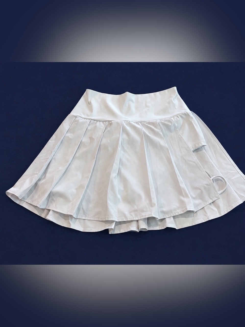 Halara Breezeful White Pleated Tennis Skort Built-In Shorts Size M - Picture 5 of 12